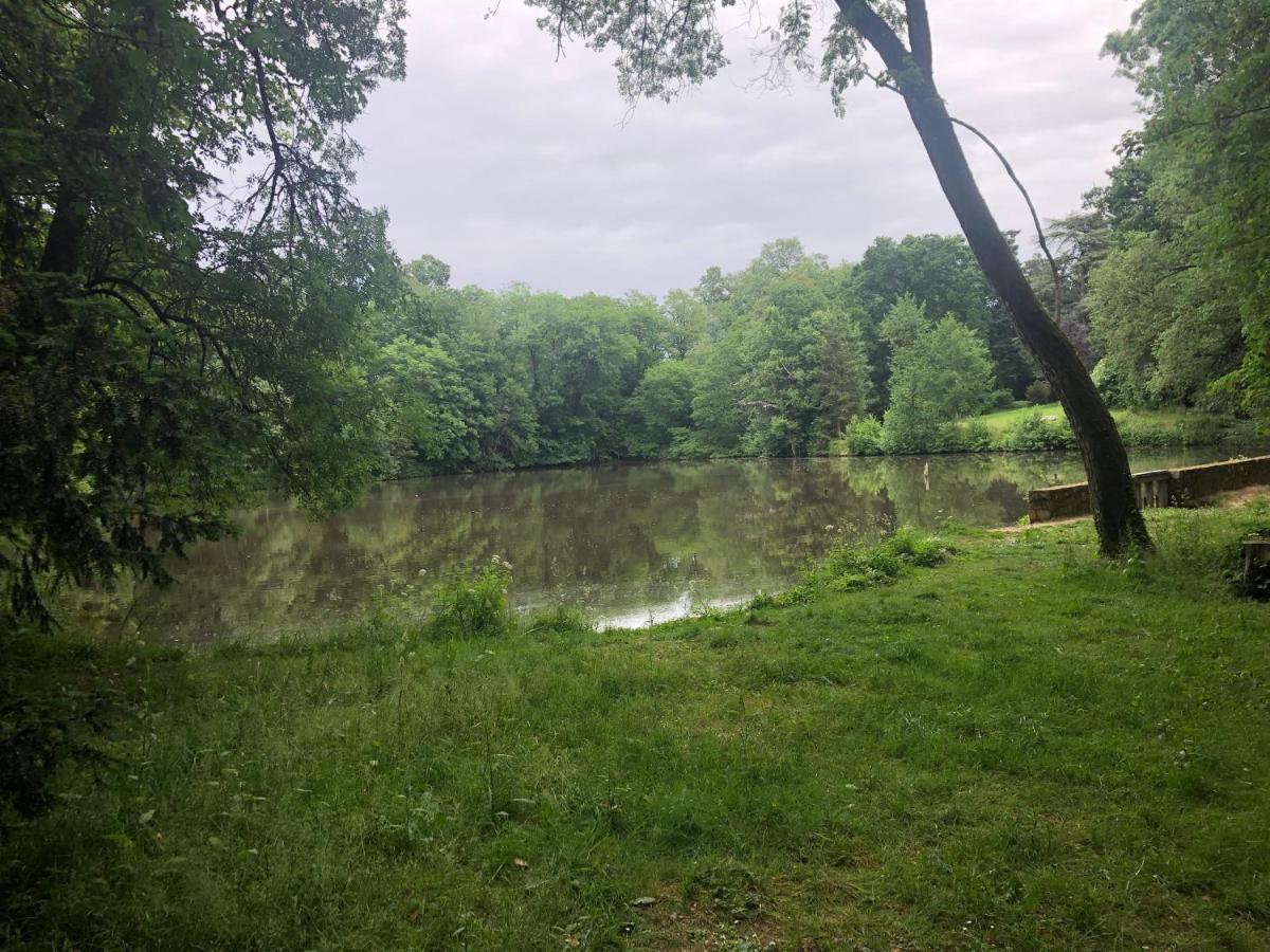 Appartamento L'étape de la Tour Grand-Fougeray Esterno foto